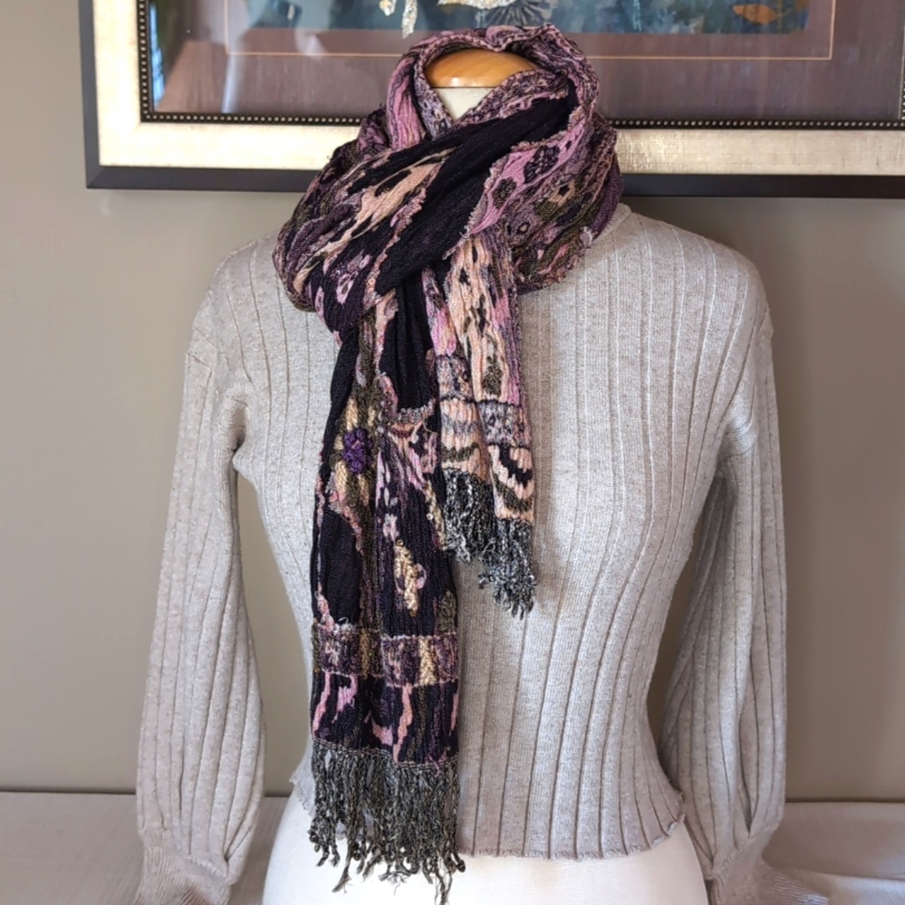 Beautiful Textured Crinkle Scarf by Dimri